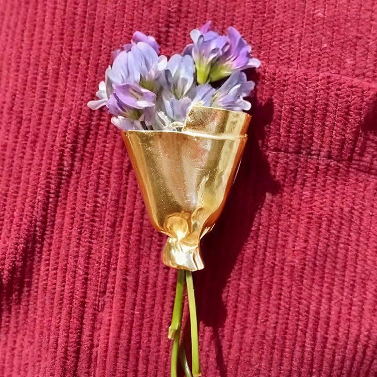 Spilla a bouquet di fiori da d - Travel Accessories India recensione e prezzo